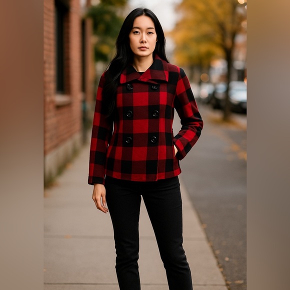 GAP Jackets & Blazers - GAP Buffalo Plaid Blazer Style Jacket (in great condition)